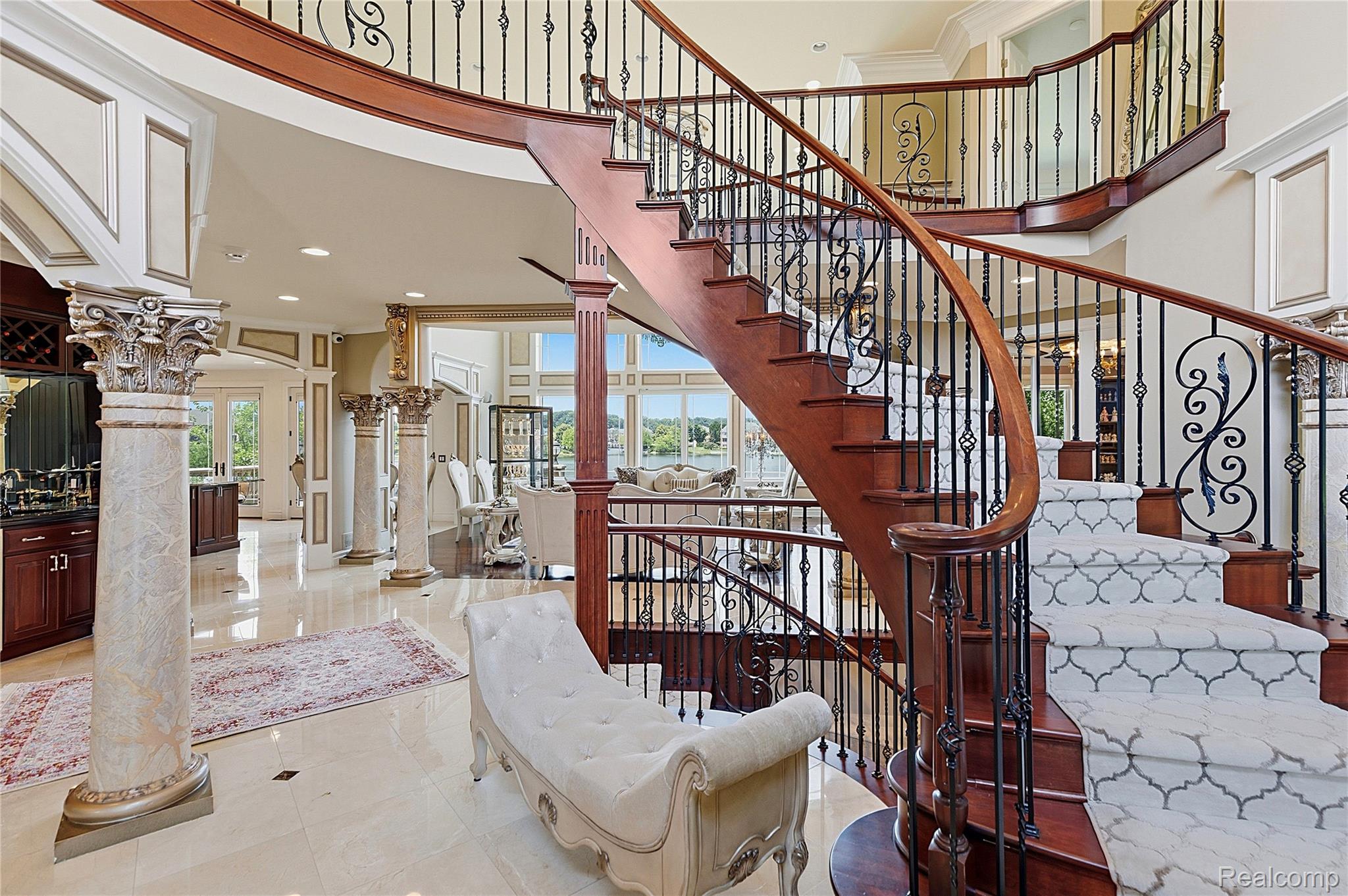 48554 STONERIDGE Drive