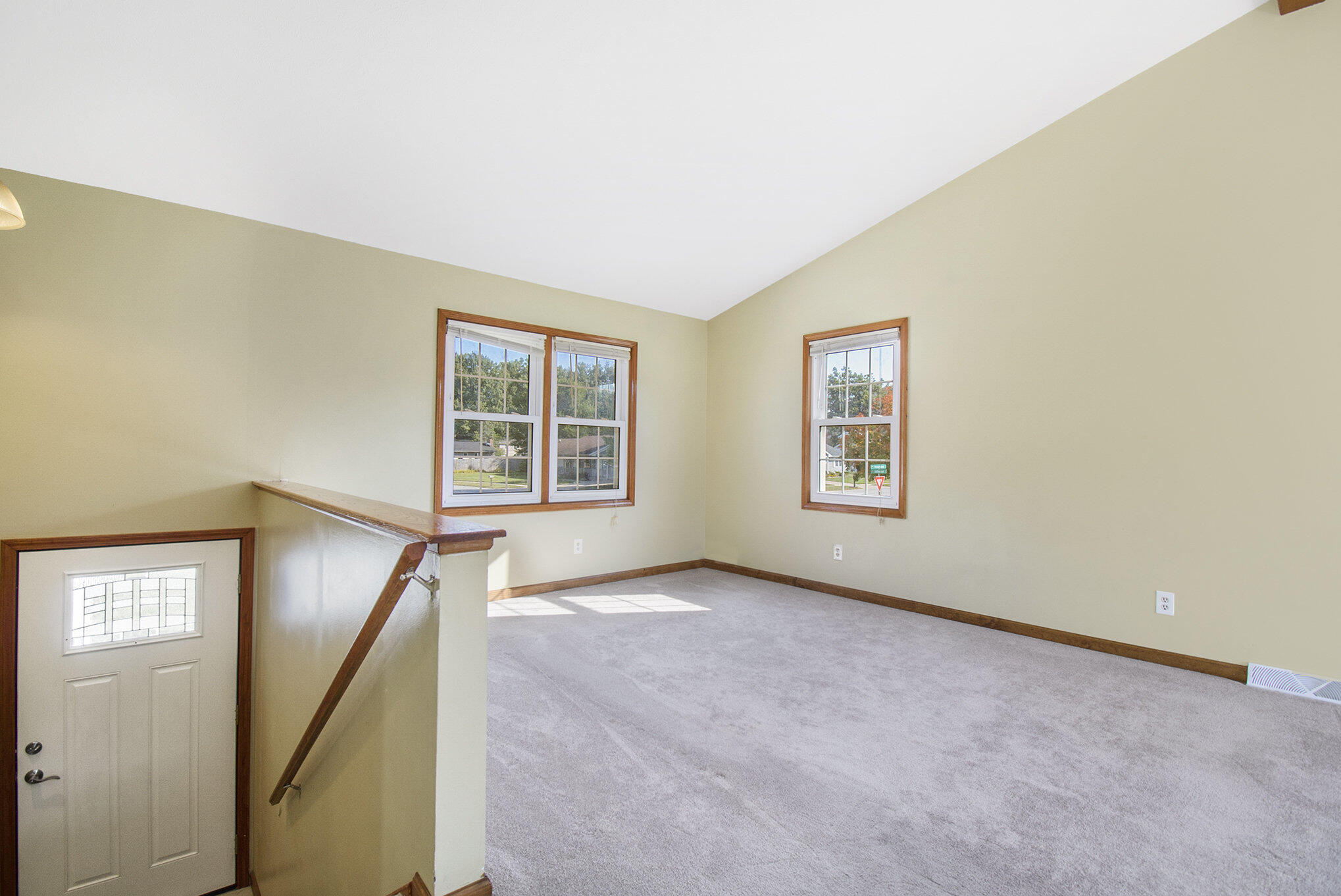 1370 Manorwood Drive SE