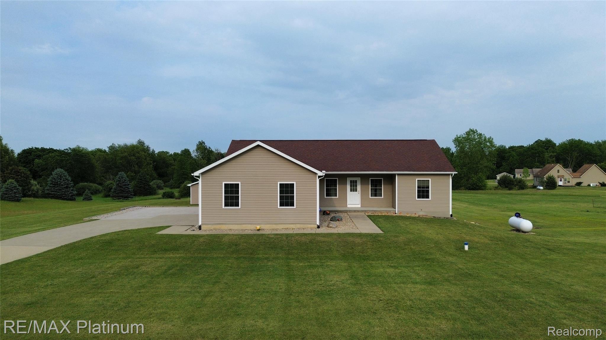 11704 Glen Mary