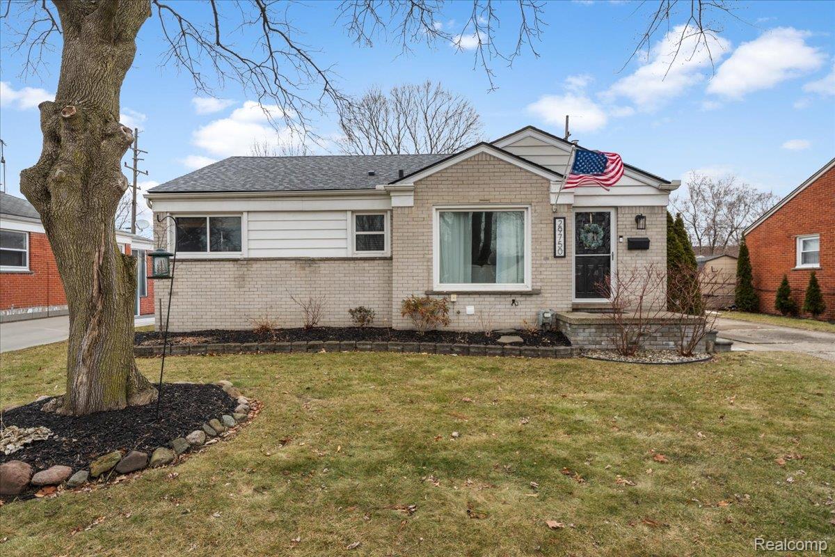 29750 W Chicago Street