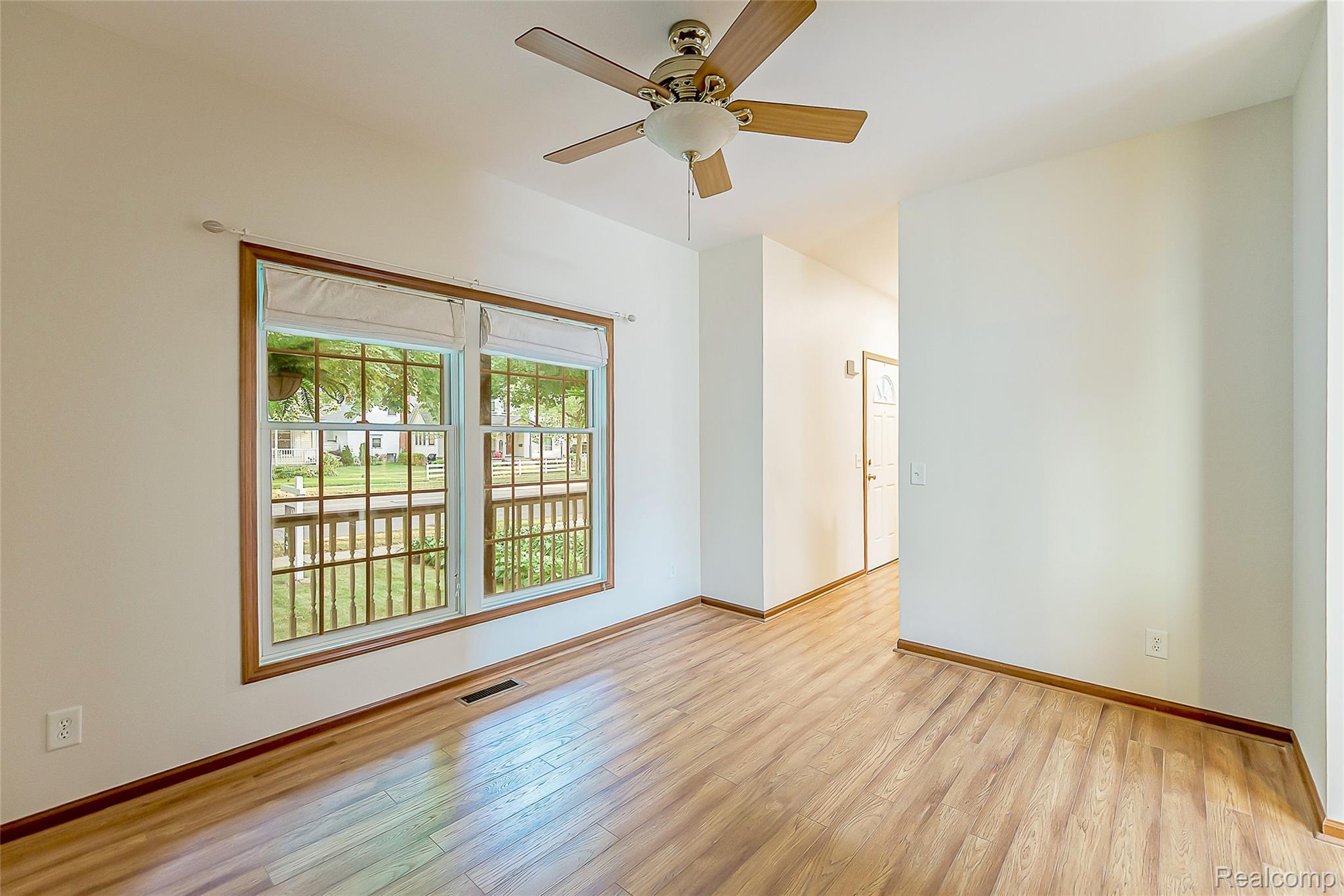 230 W Lake Street