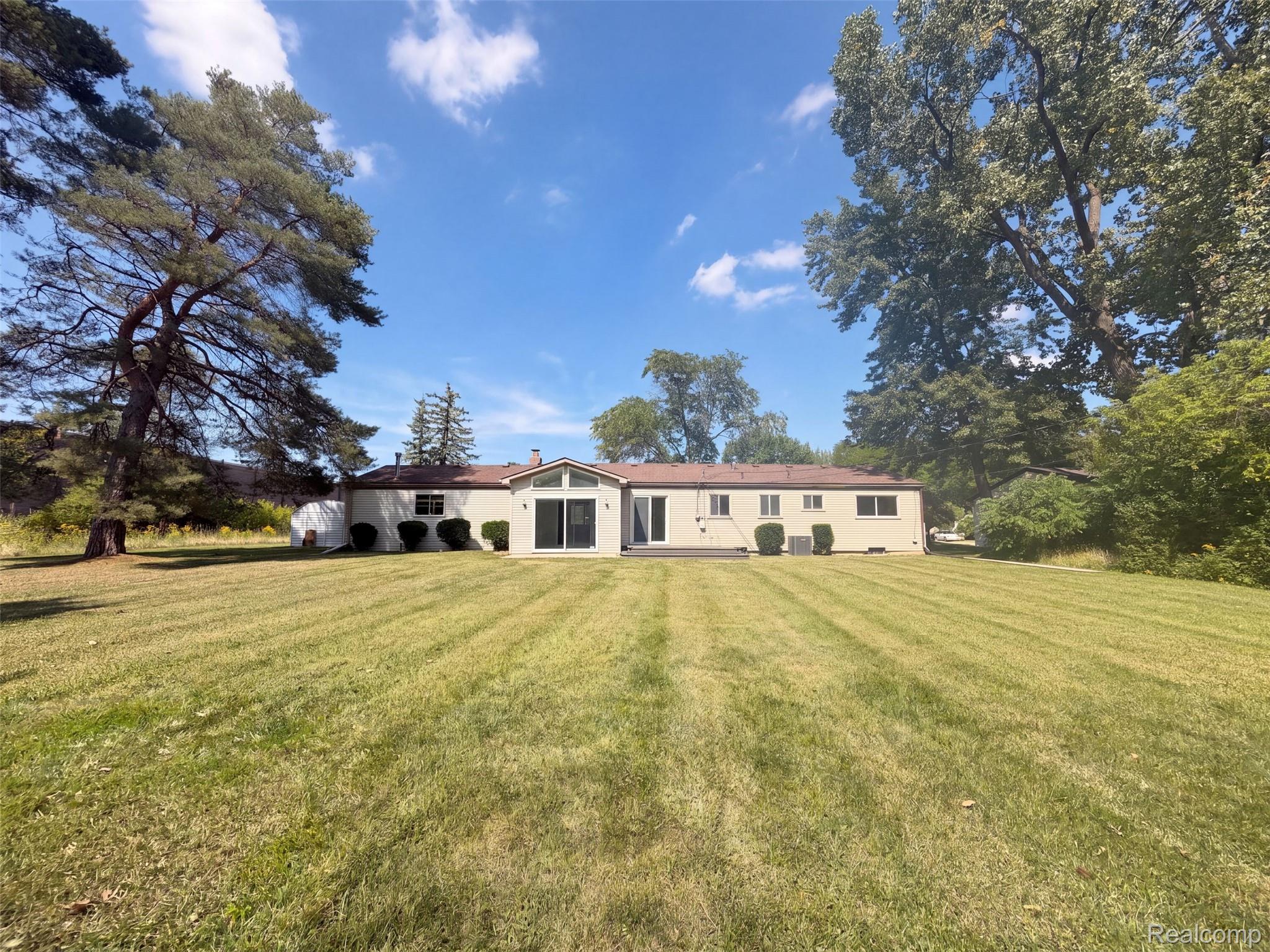 467 Paragon Drive