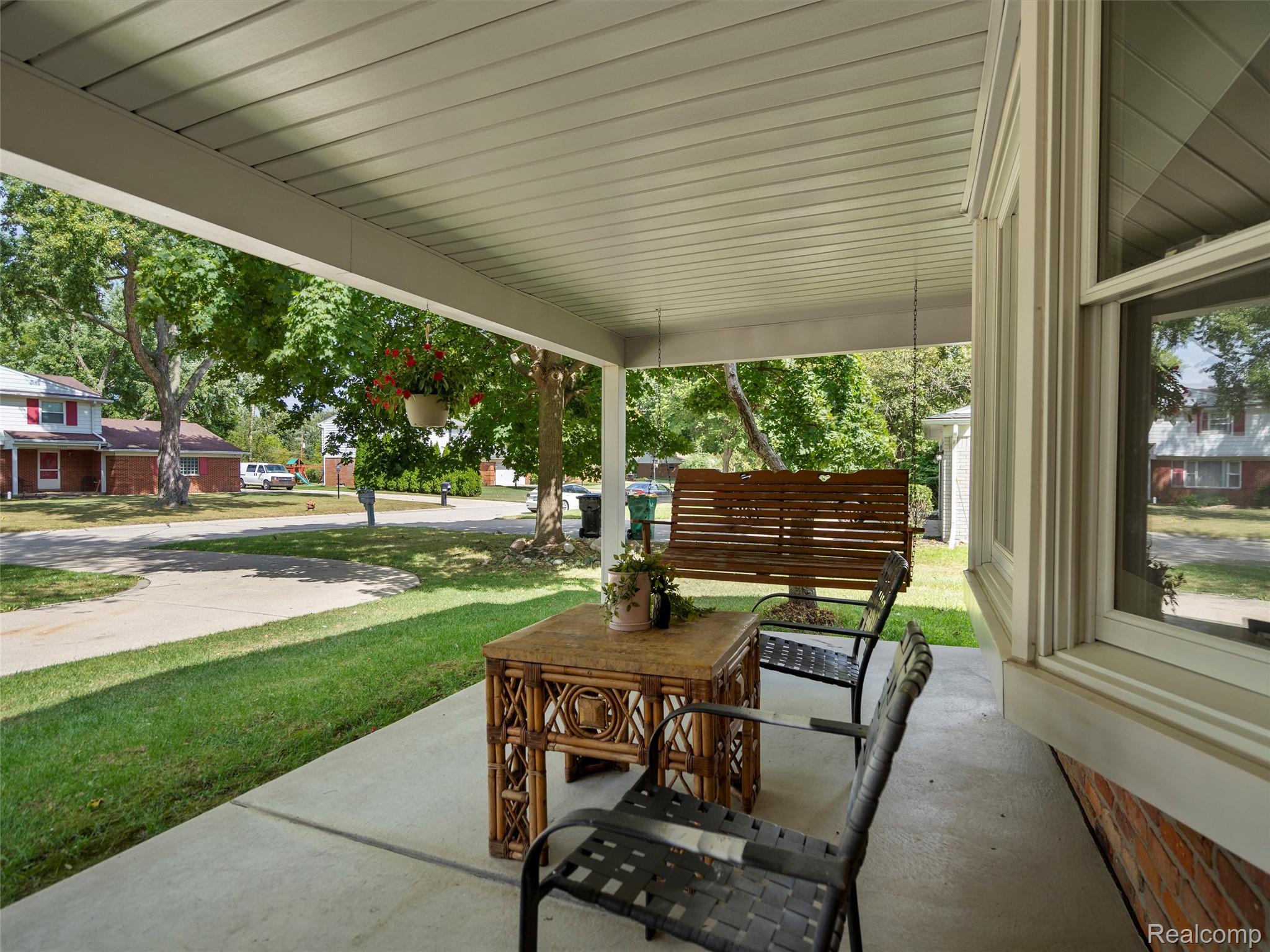 29357 Geraldine Court