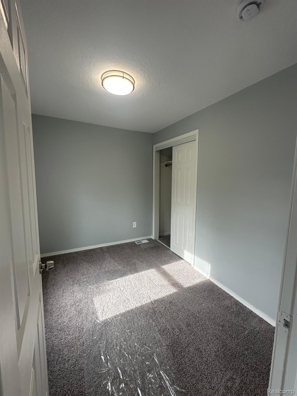 Riverview City, Michigan 48193, United States, 3 Bedrooms Bedrooms, ,2 BathroomsBathrooms,Residential,Active,165000