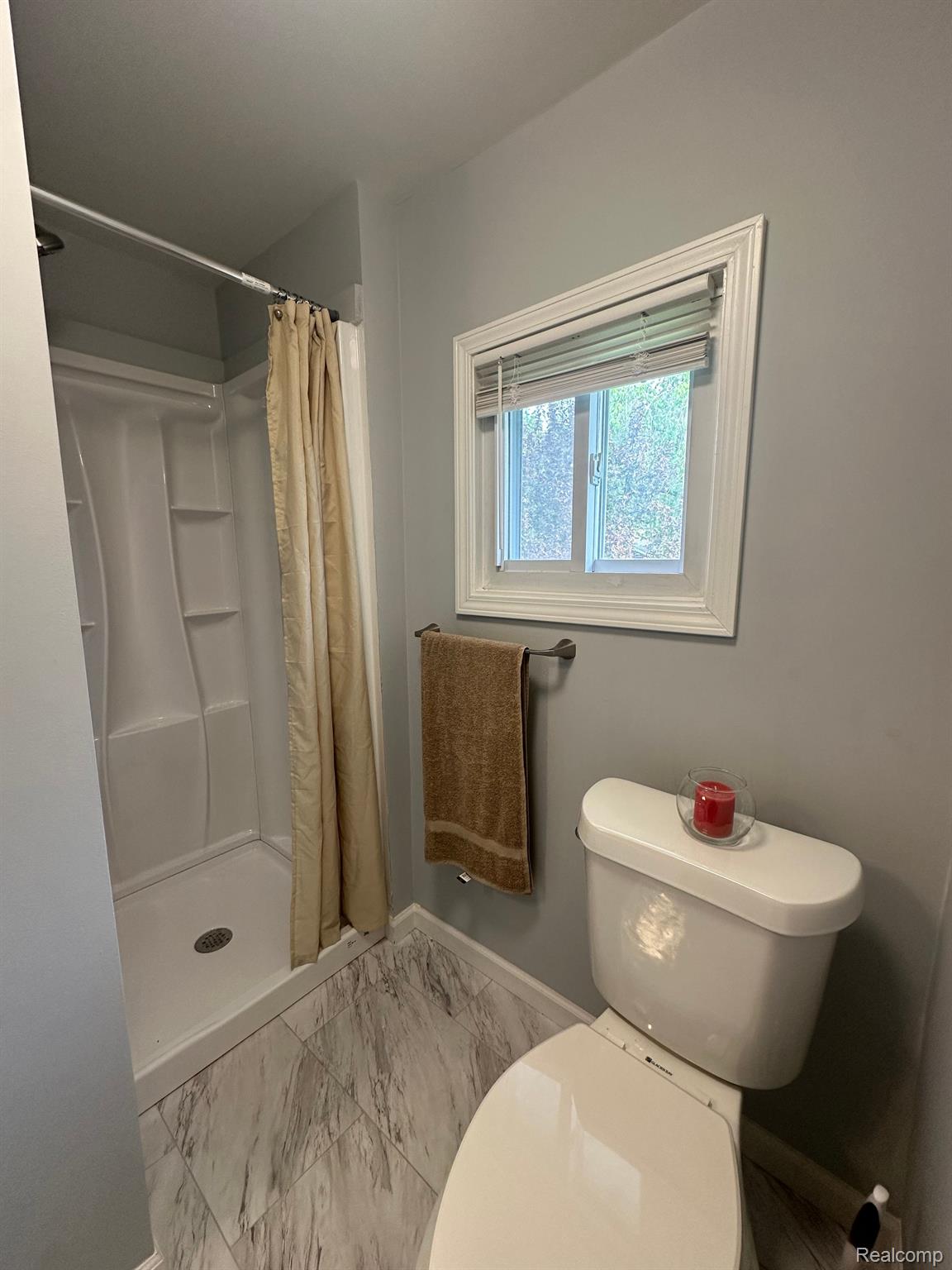 Riverview City, Michigan 48193, United States, 3 Bedrooms Bedrooms, ,2 BathroomsBathrooms,Residential,Active,165000