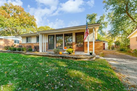 9212 Idaho Street Livonia City MI 48150