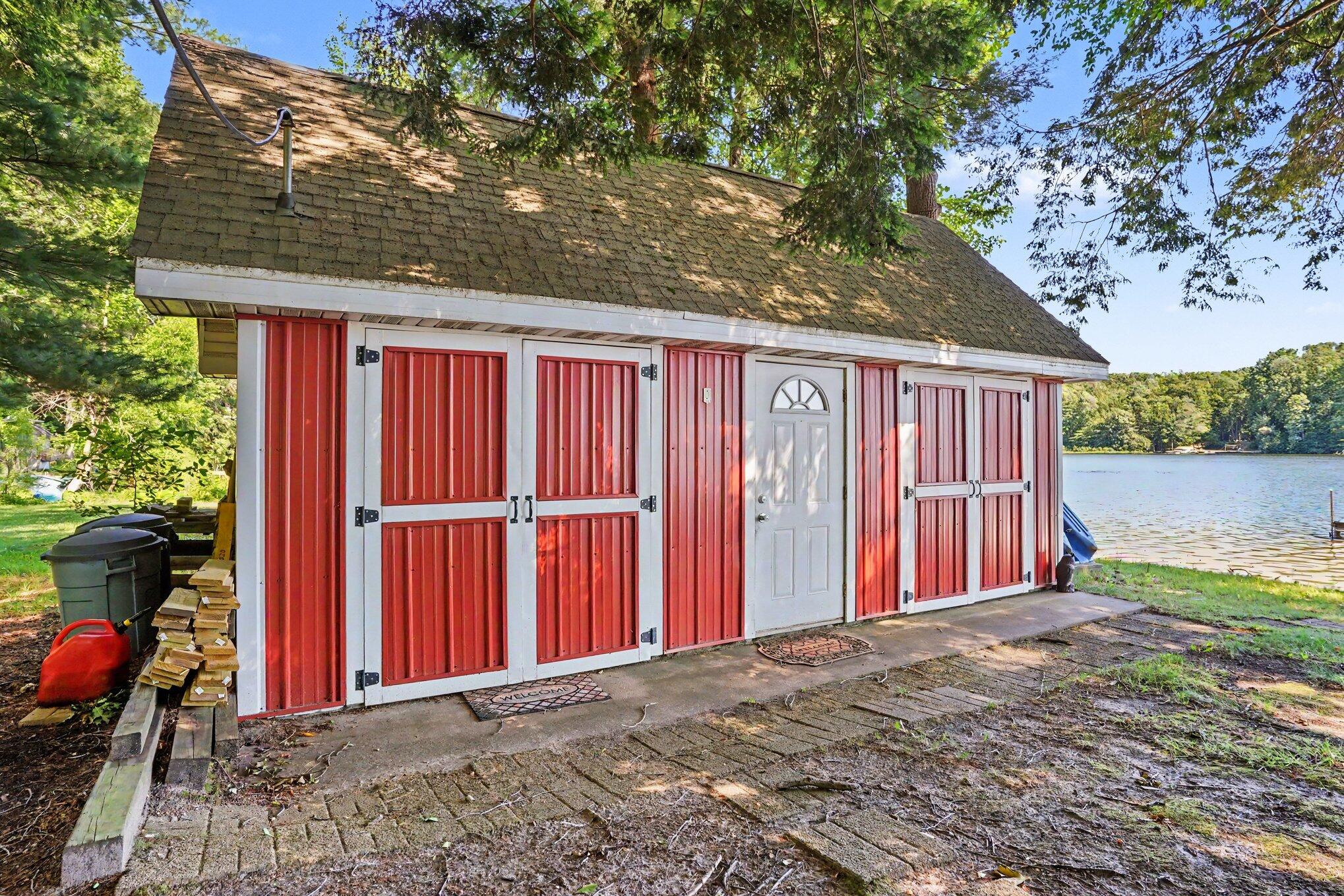 10041 County Road 215