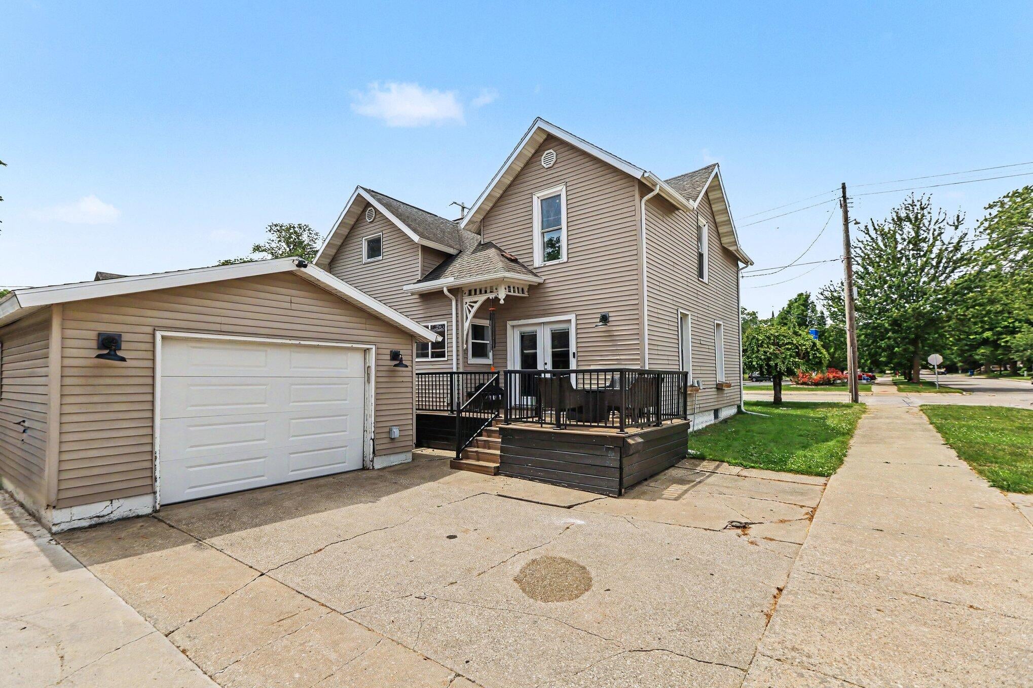 301 Cypress Street