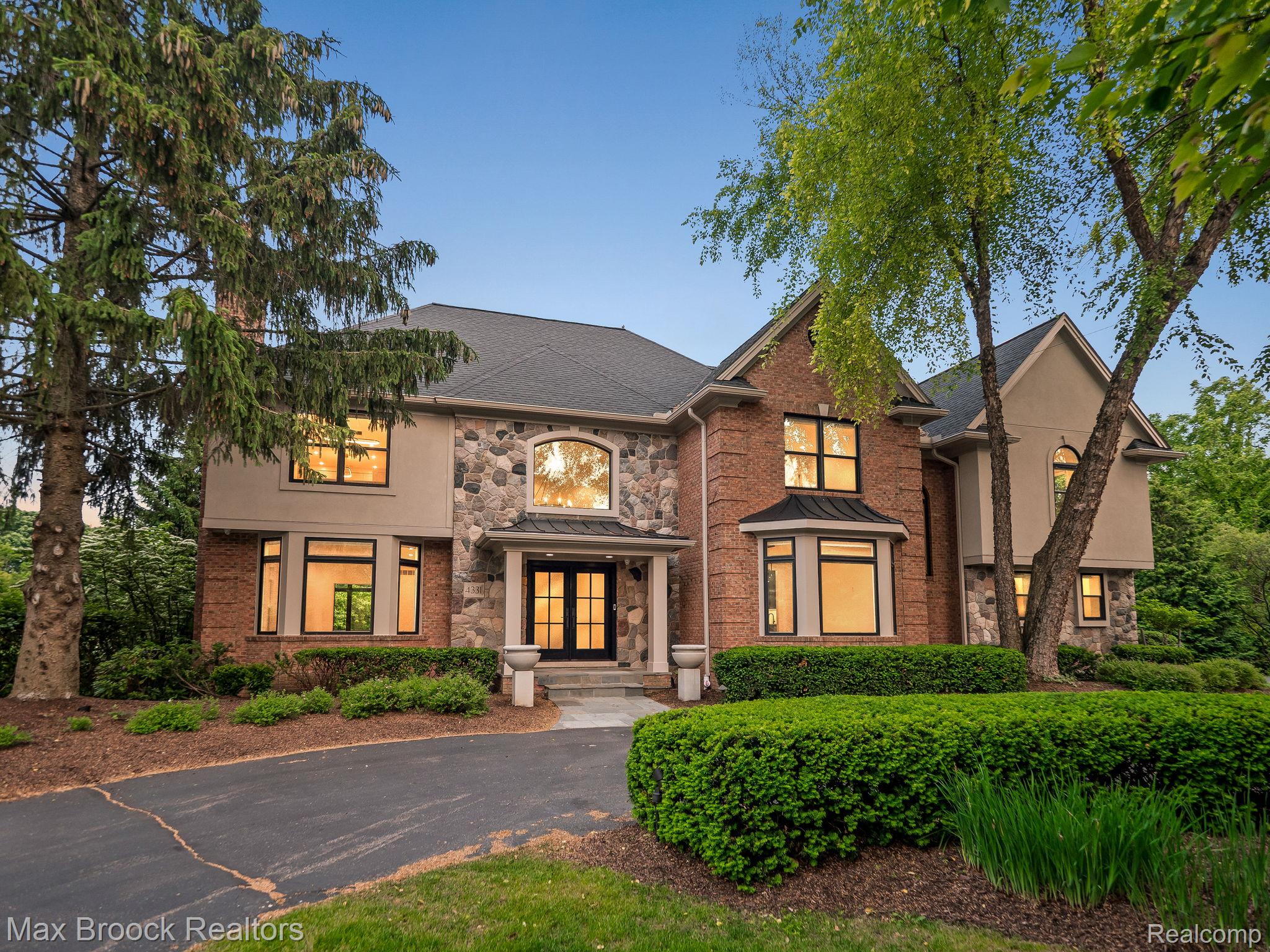 4331 Spruce Hill Lane