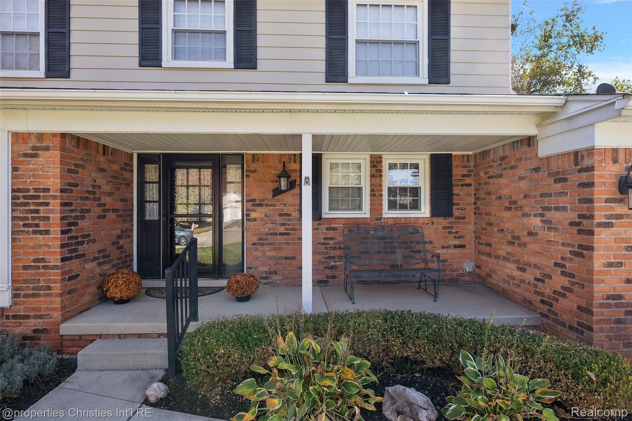 41501 Ladywood Court