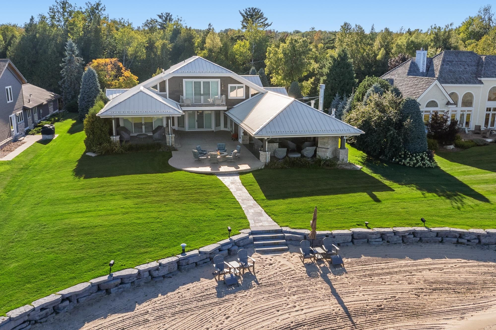 6140 Pine Lake Club Drive