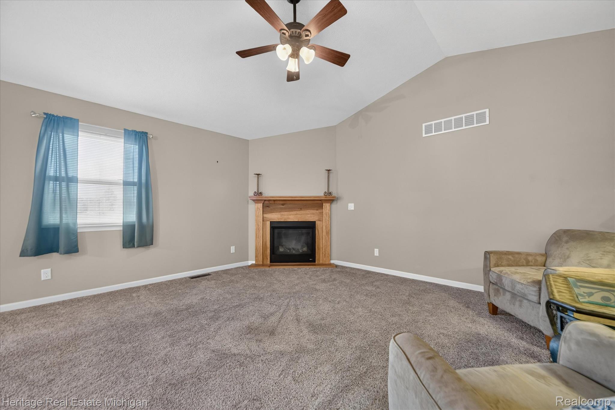 9172 Acacia Trail