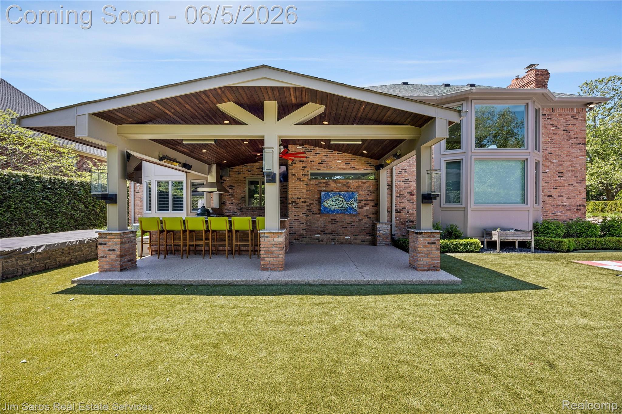 910 Edgemont Park