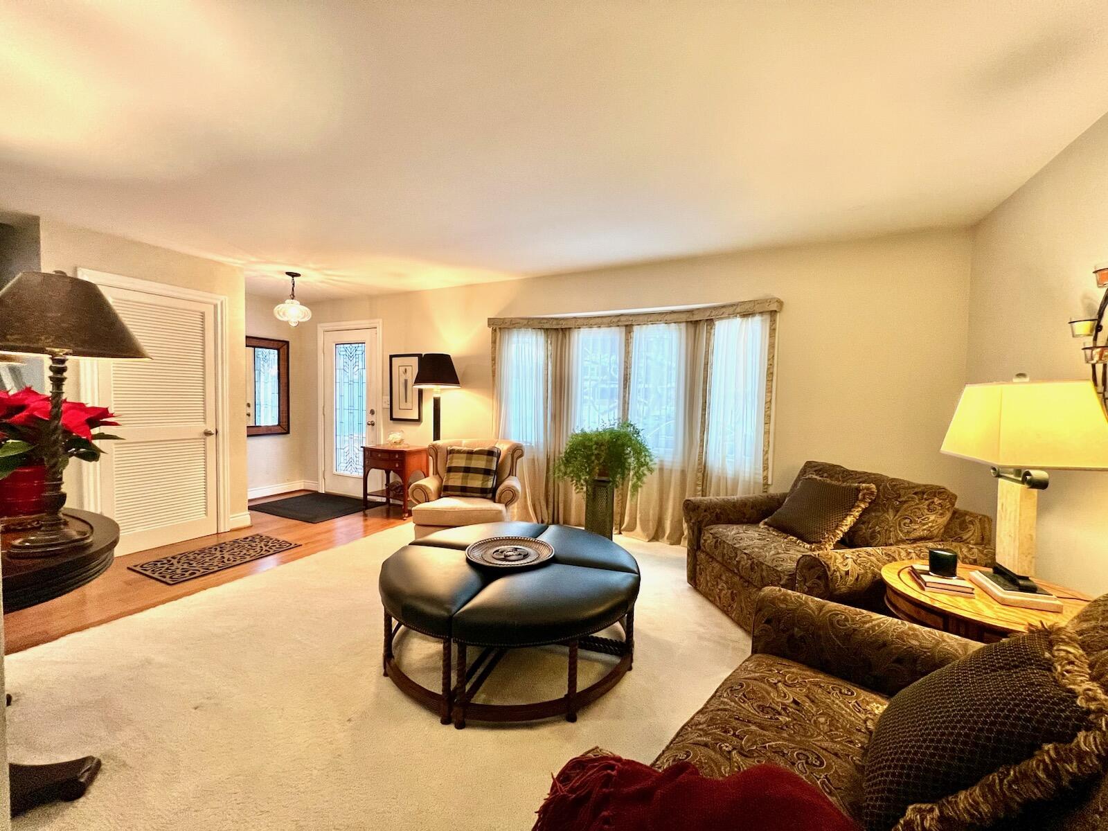 6316 Duxbury Drive SE