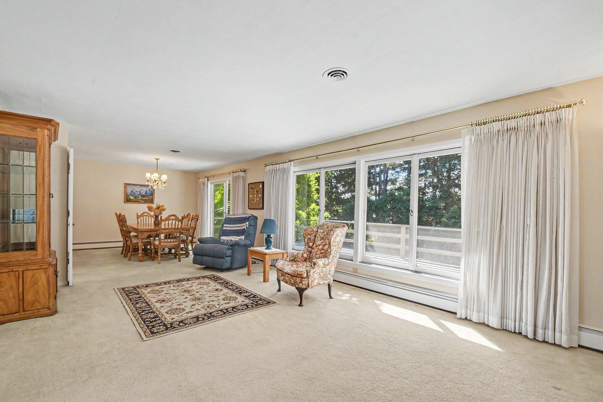 1165 Sassafras Lane