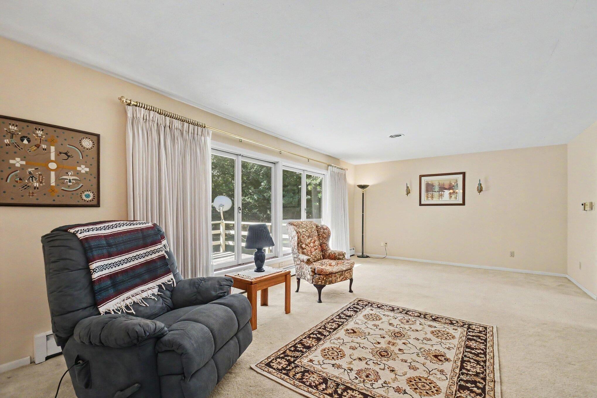 1165 Sassafras Lane