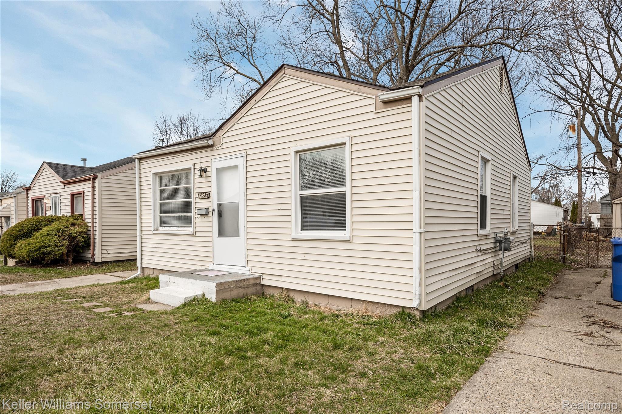 8477 Prospect Avenue