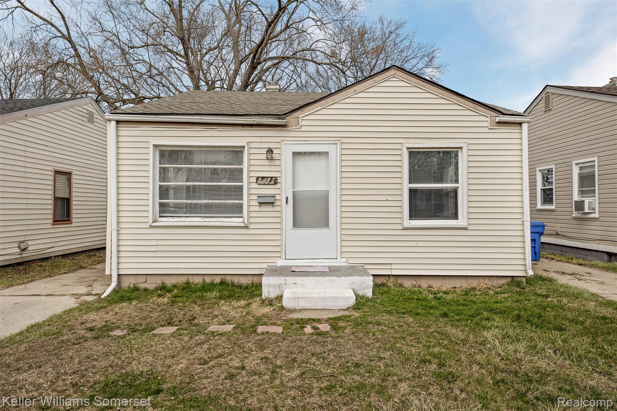 8477 Prospect Avenue