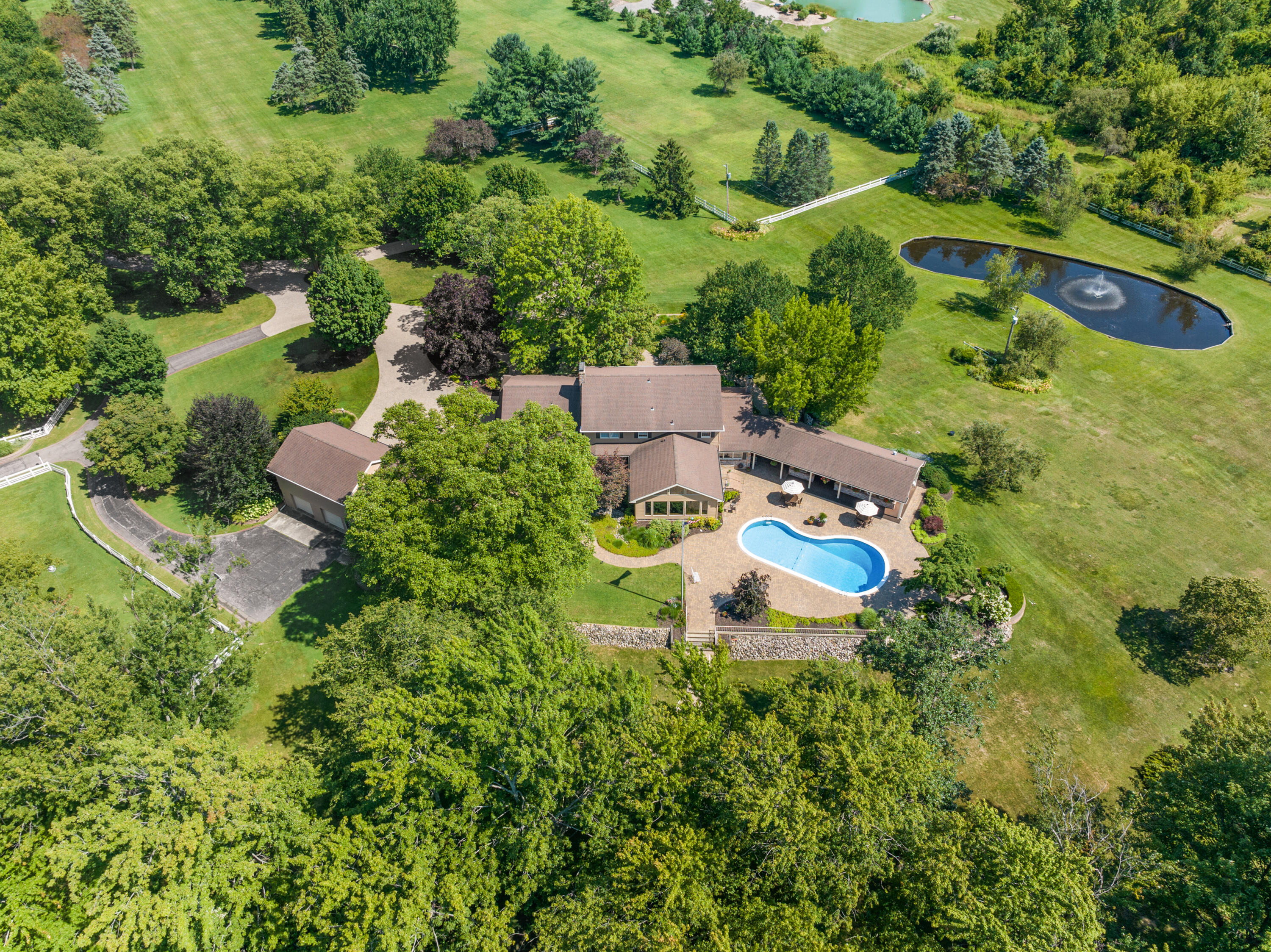 6130 Eidson Road