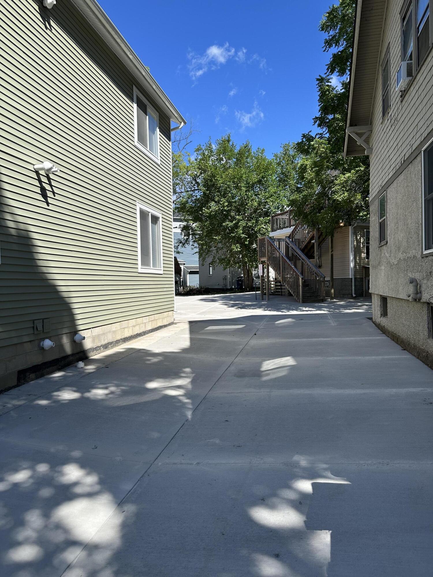 943 Dewey Avenue