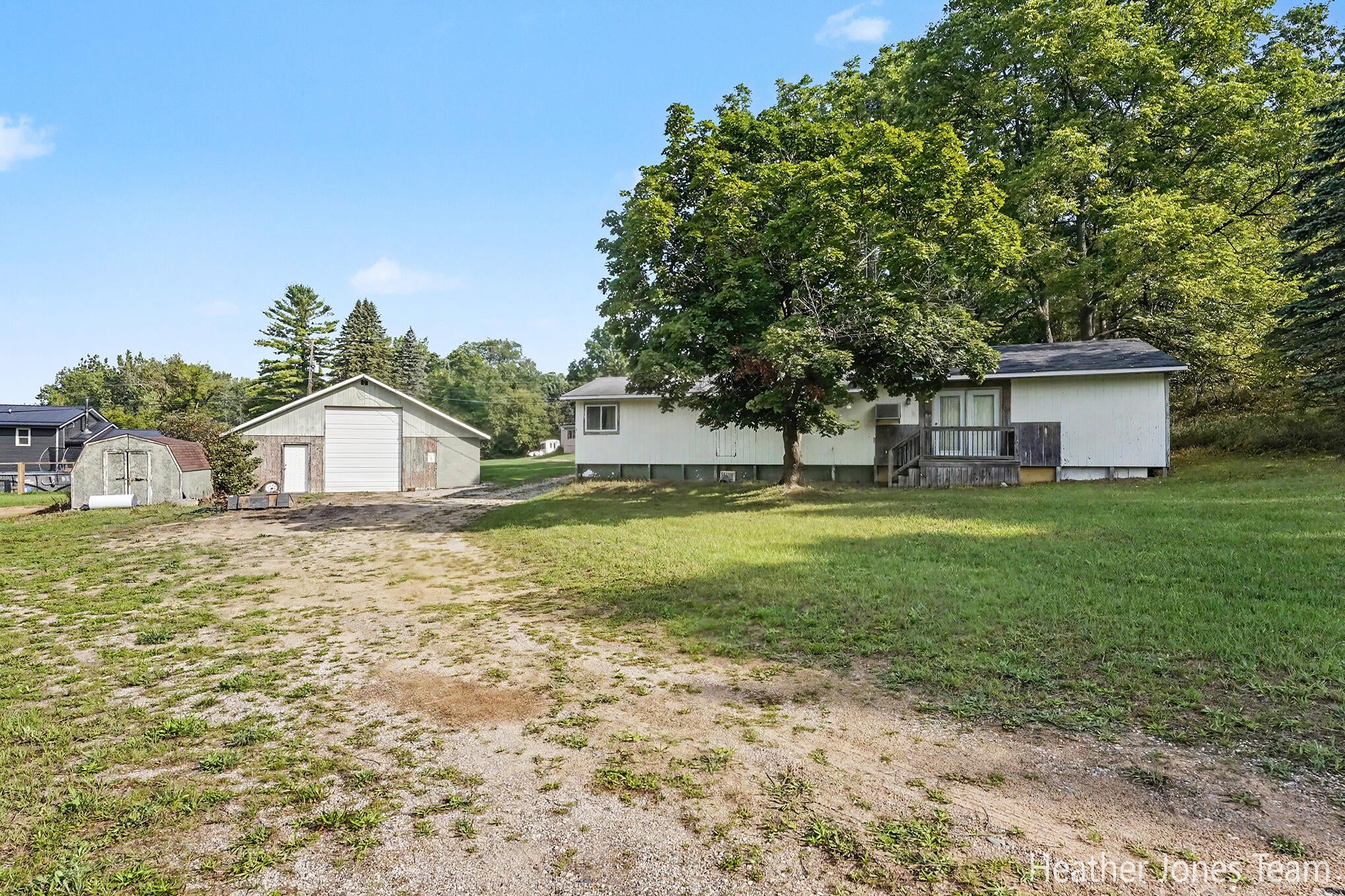 13635 14 Mile Road NE