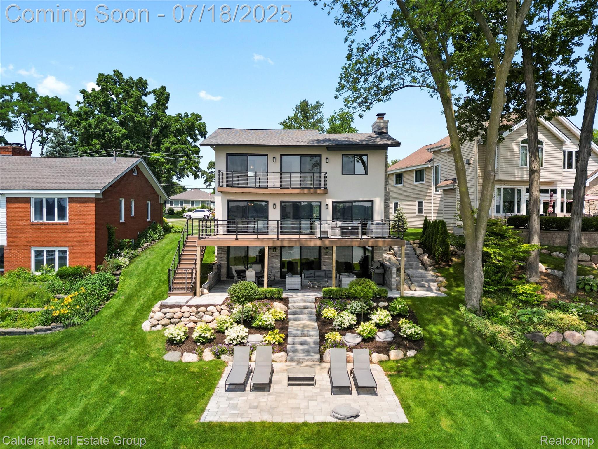 4555 Motorway Drive