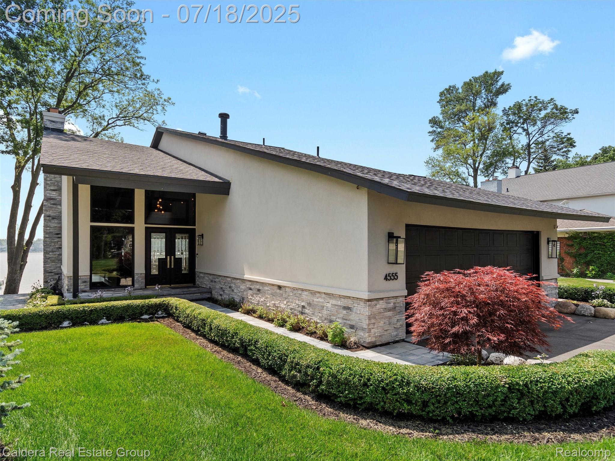 4555 Motorway Drive