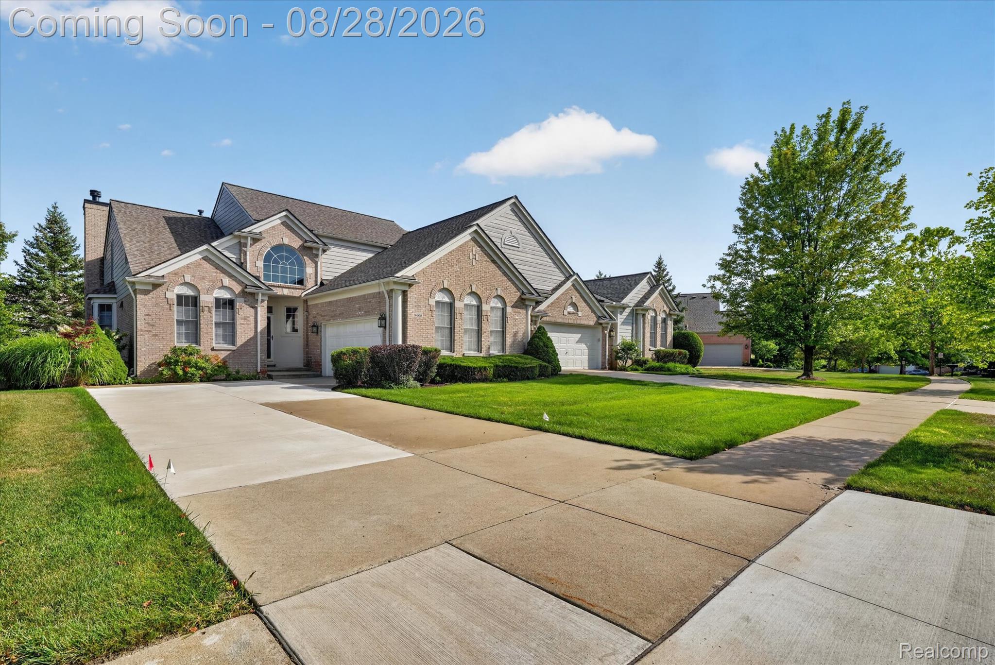 16590 Cottonwood Court