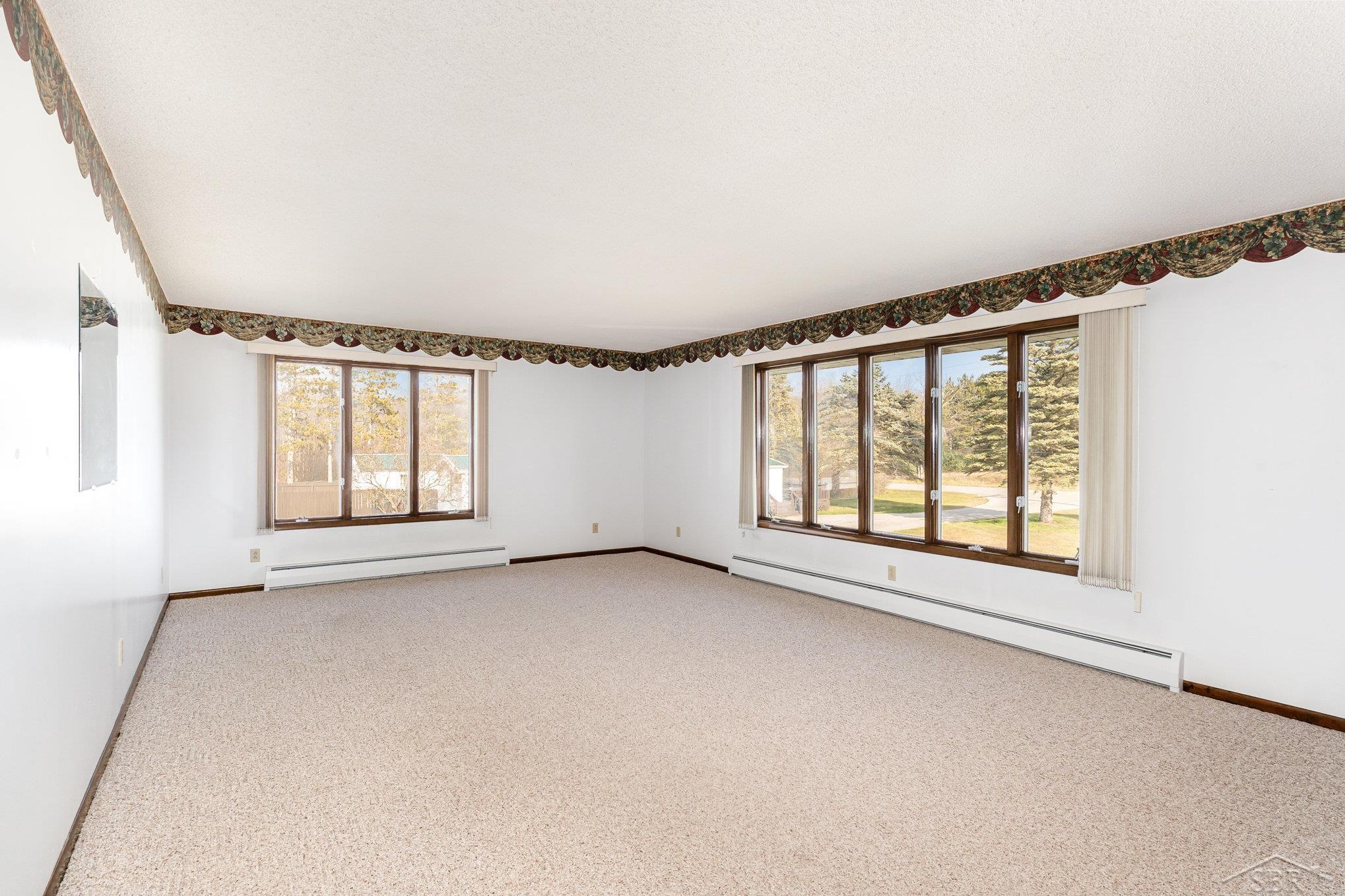 3532 S Ten Mile Road