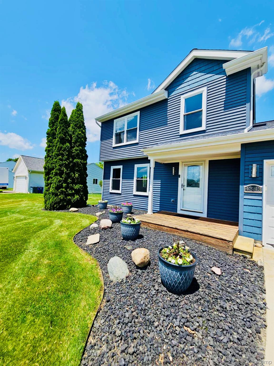 4383 Eagle Lane