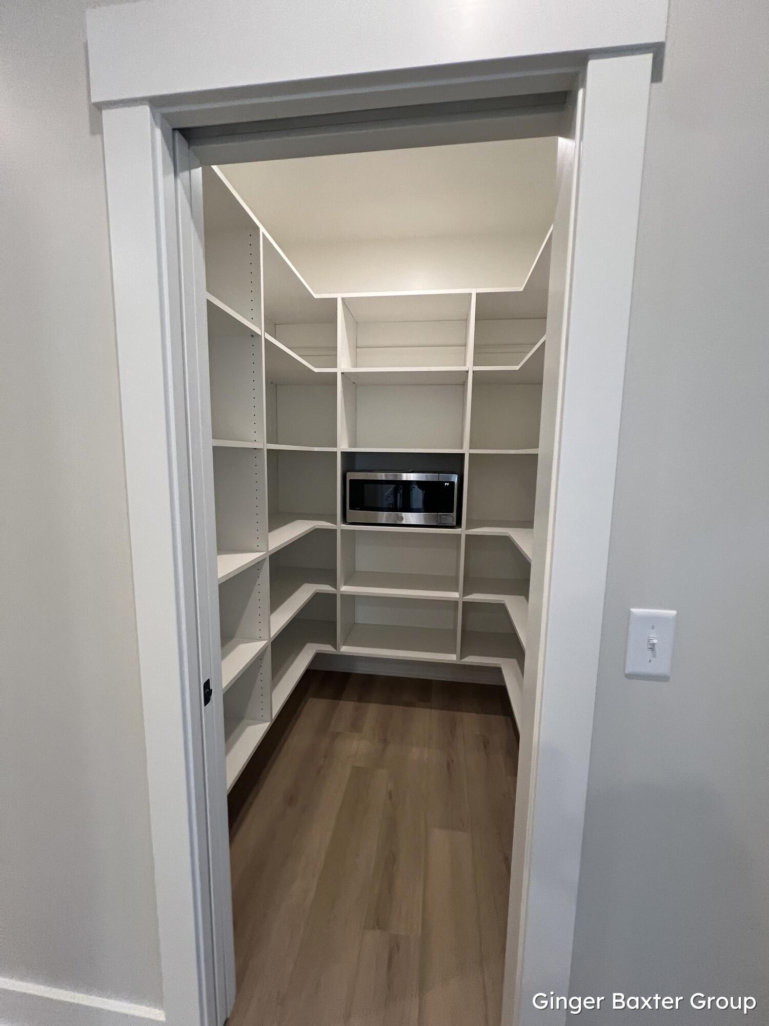 1954 Fallasburg Park Drive NE 4