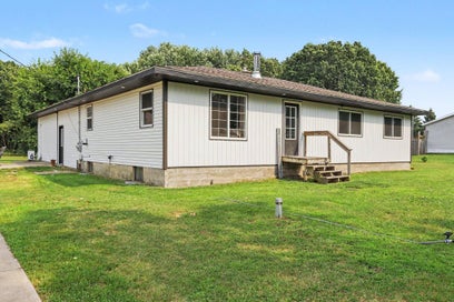 67821 29th Street Antwerp Township MI 49065