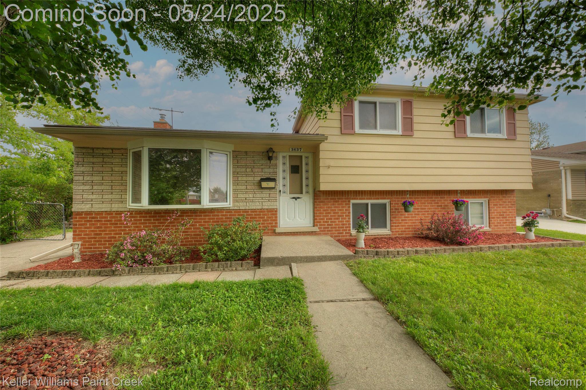 3637 DAWSON Drive