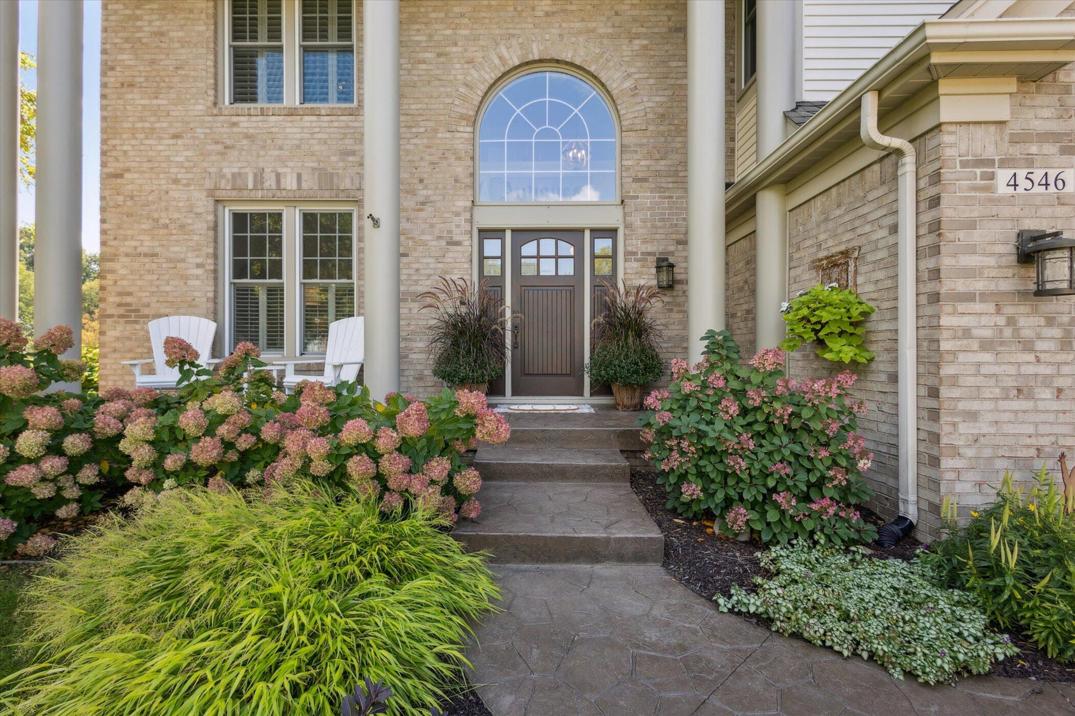 4546 Forest Meadows Drive SE