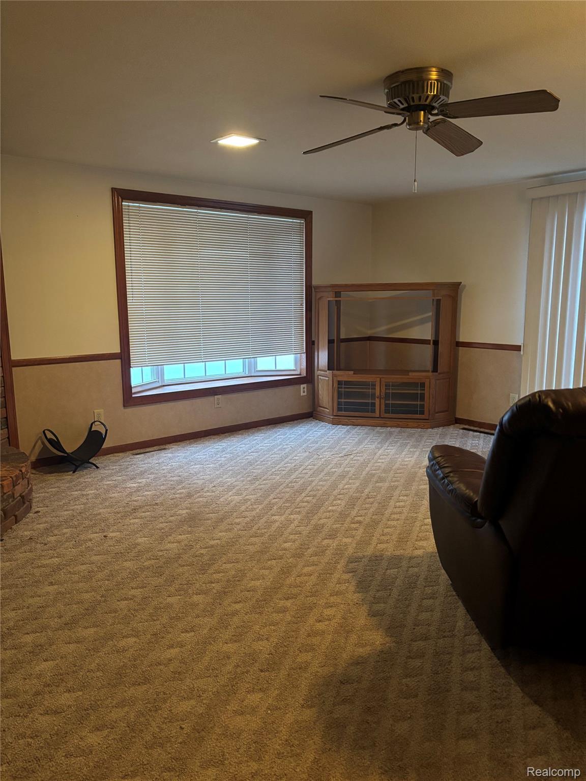 6099 Brookwood Drive