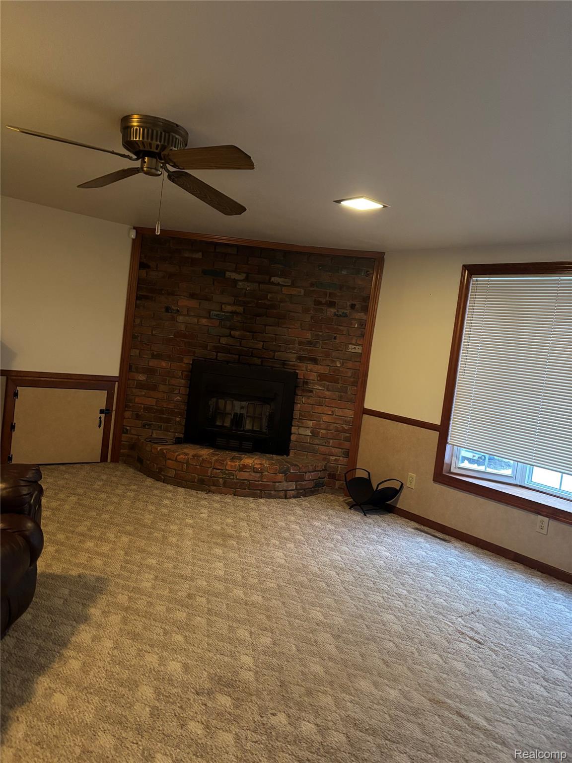 6099 Brookwood Drive