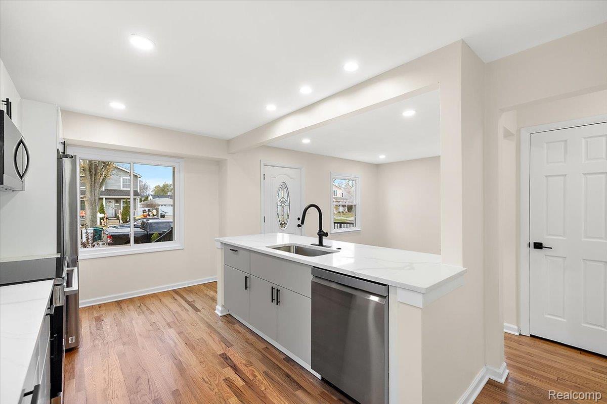 1888 Griffith Avenue