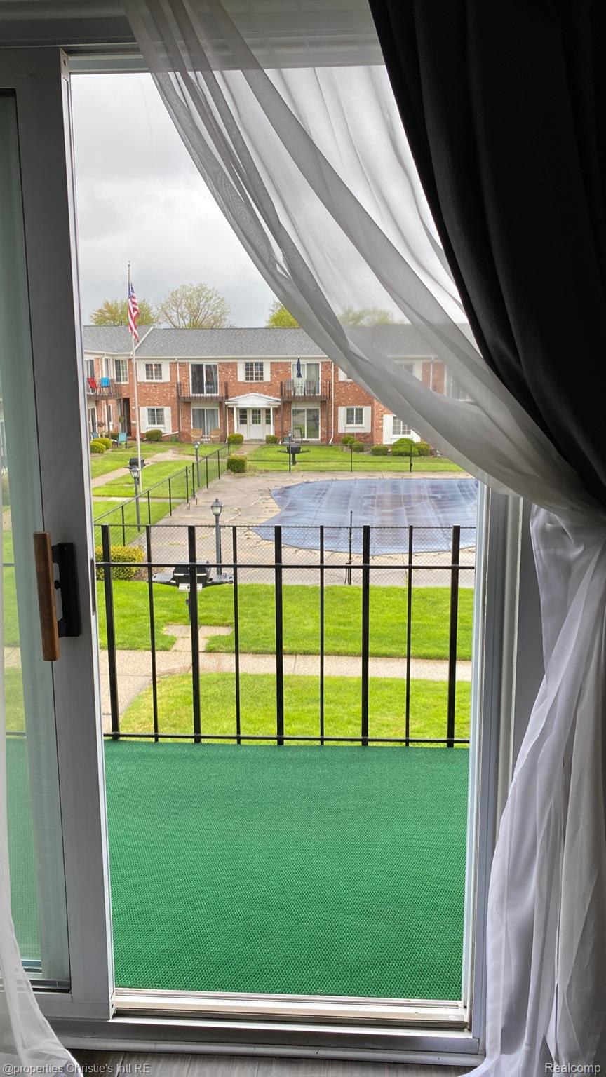 1514 Normandy Road 203