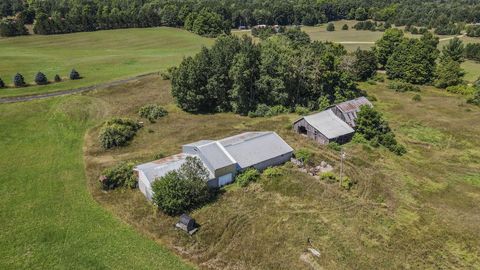 A home in BrownTownship_Manistee