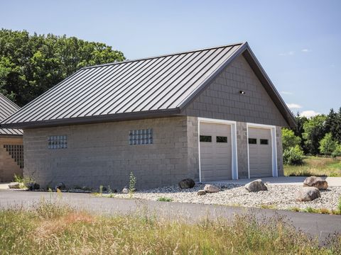 A home in BrownTownship_Manistee