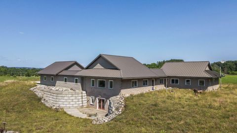 A home in BrownTownship_Manistee