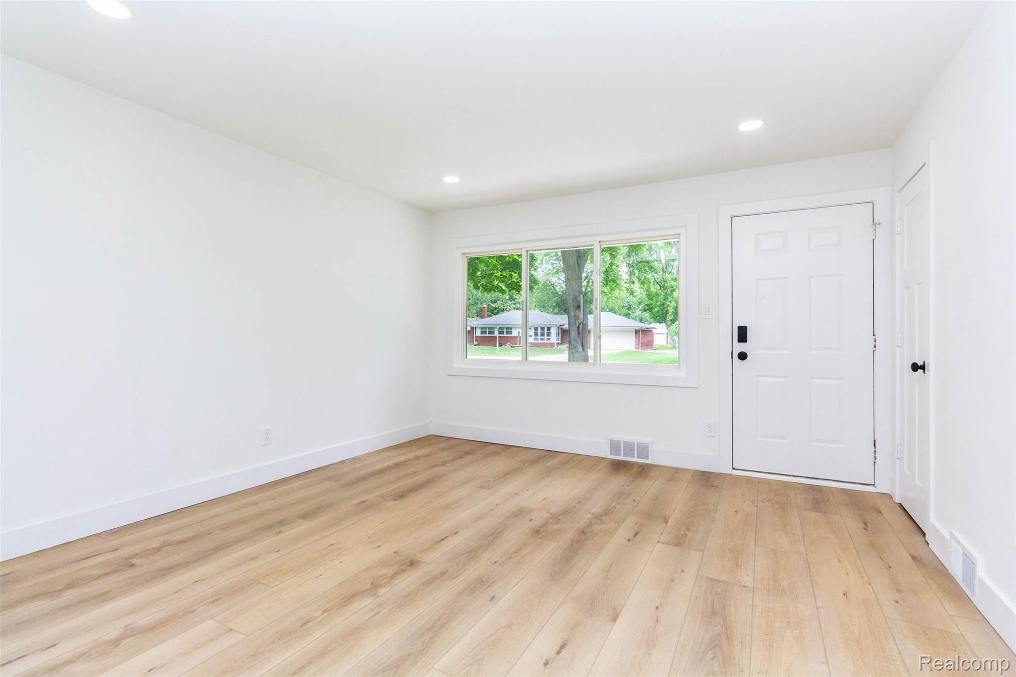 37122 Kellogg Street