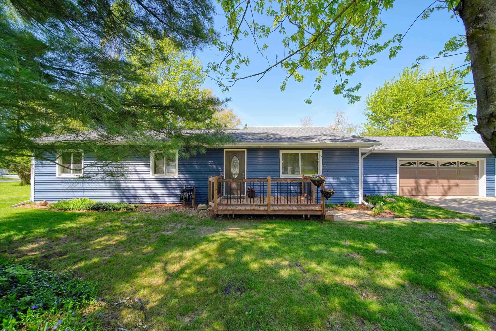 124 Carlysle Drive