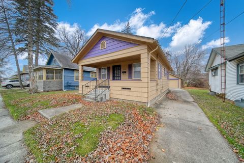 228 Wall Street Jackson City MI 49203