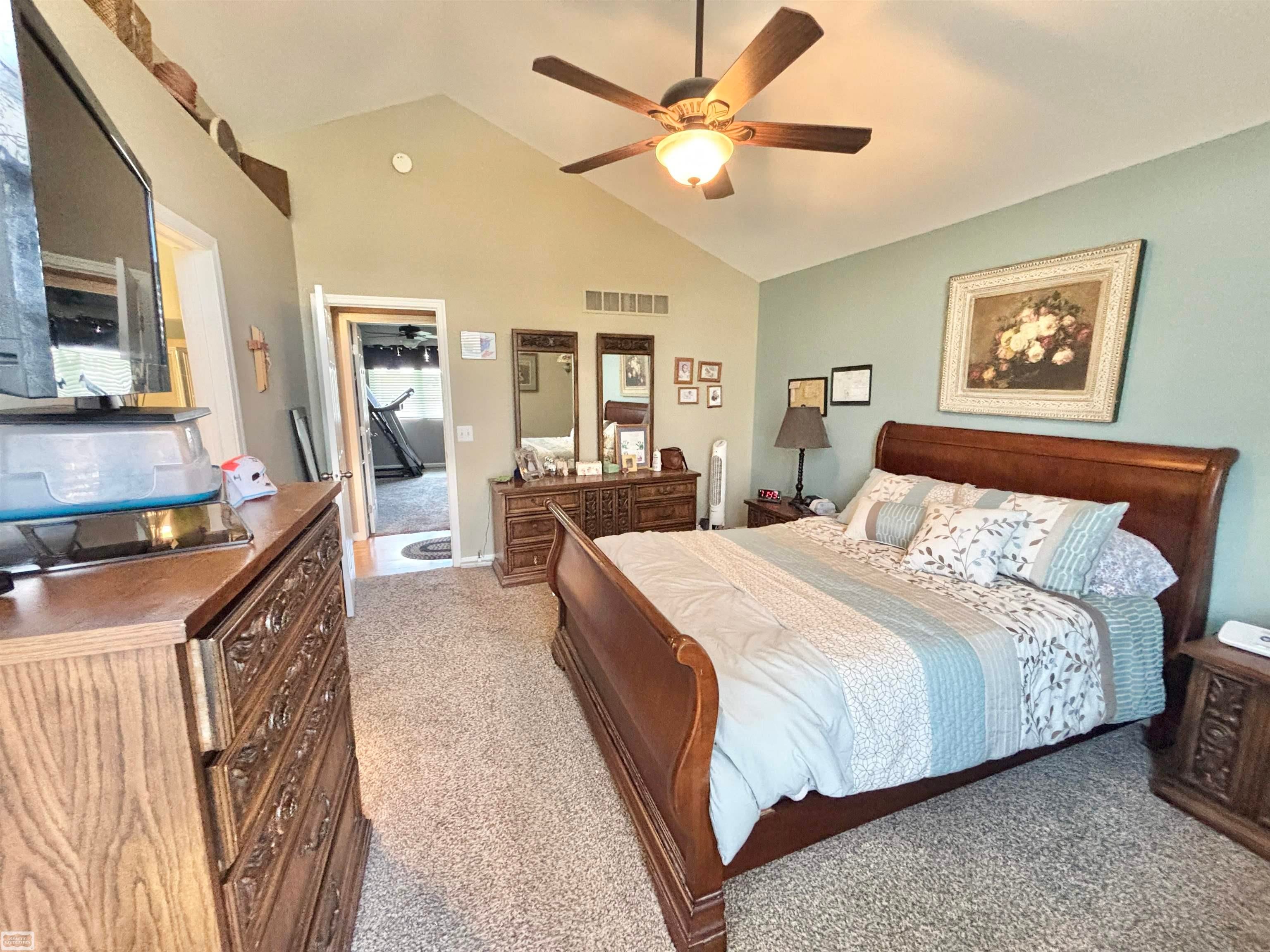 34904 Chickadee Ridge