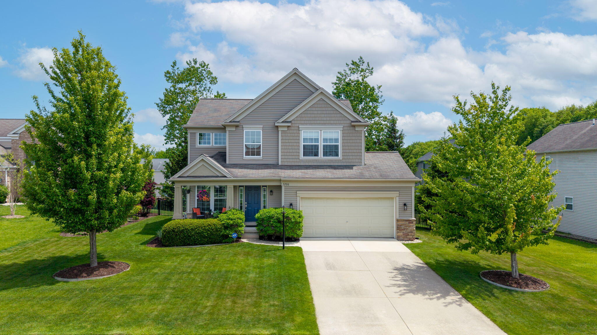 7206 Meadowgrass Court SE