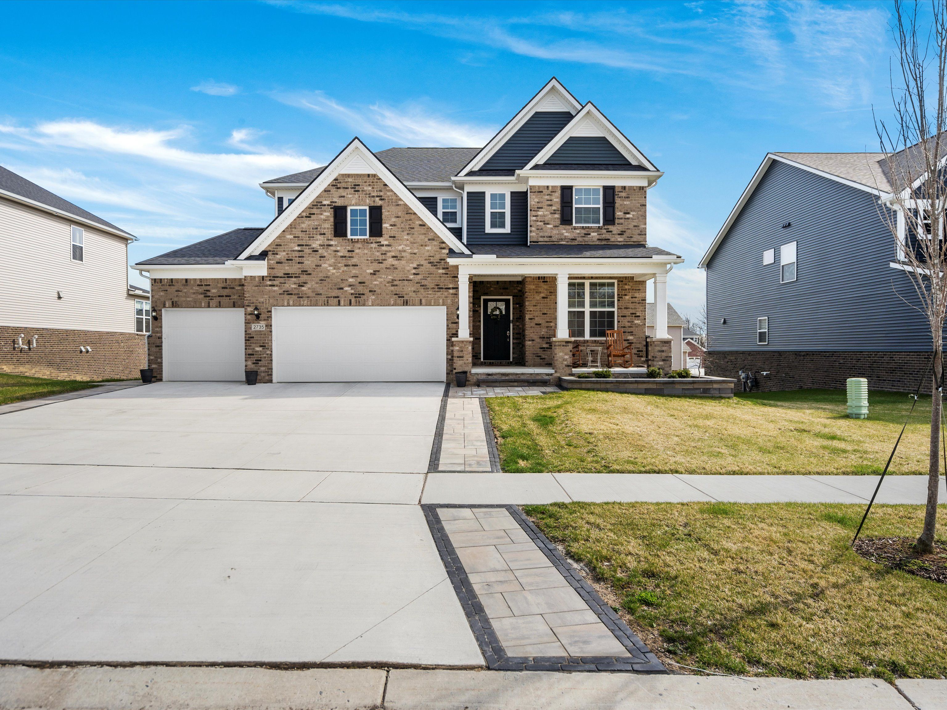 2735 TULIP Way