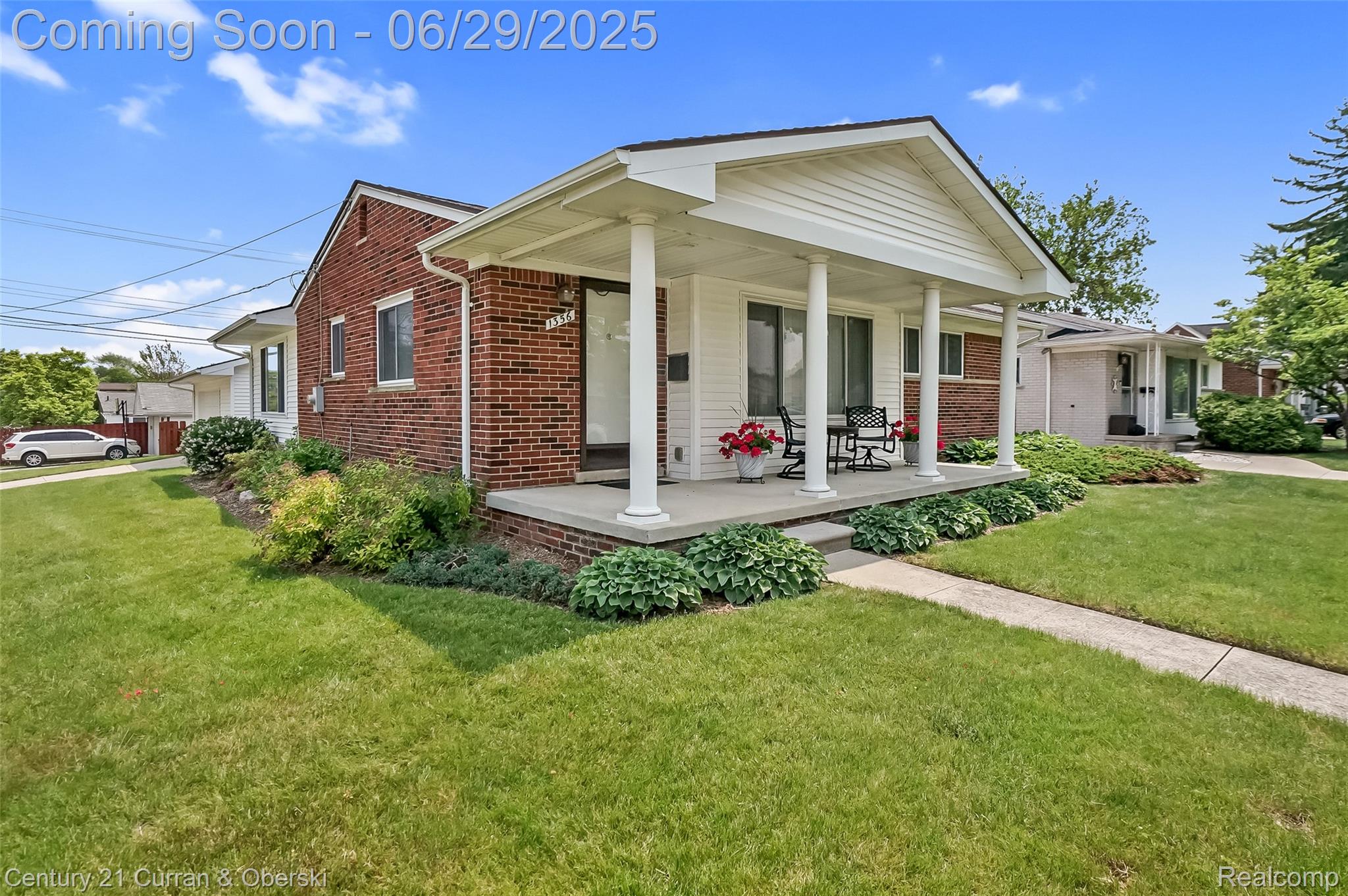 1356 N Selfridge Boulevard