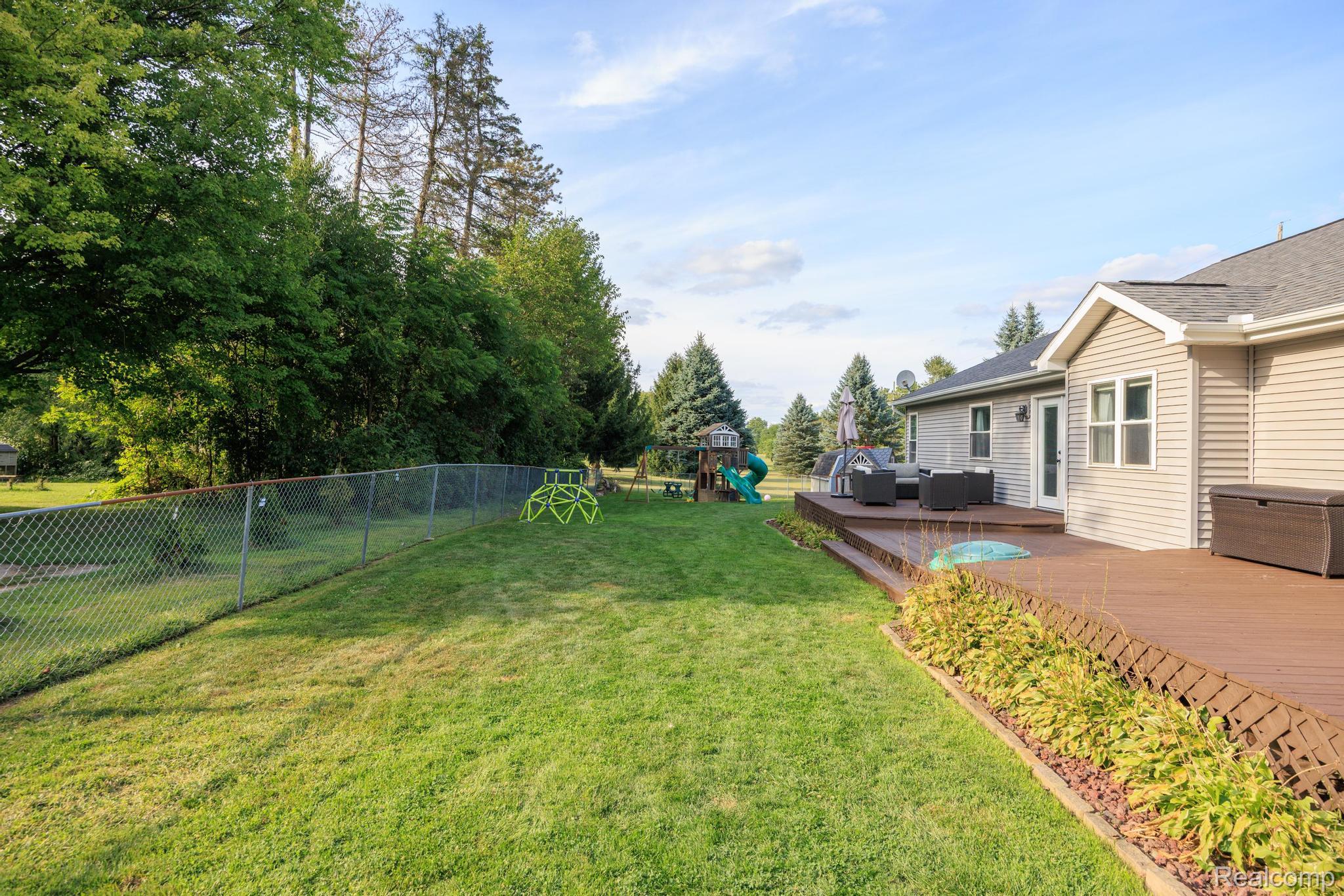 Lapeer City, Michigan 48446, United States, 3 Bedrooms Bedrooms, ,3 BathroomsBathrooms,Residential,Active,198292