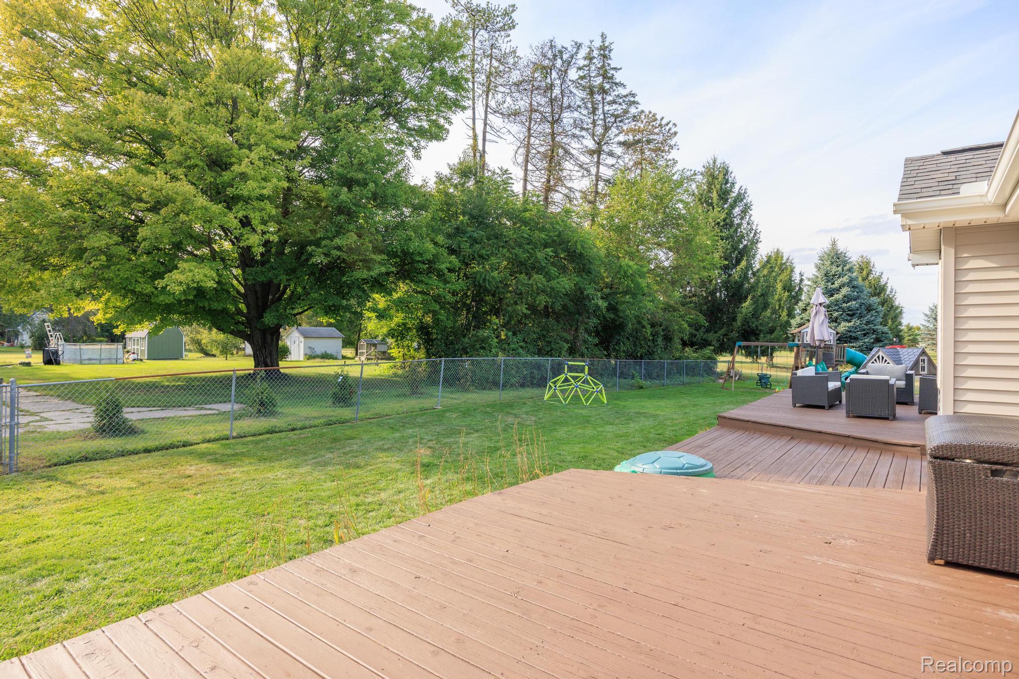 Lapeer City, Michigan 48446, United States, 3 Bedrooms Bedrooms, ,3 BathroomsBathrooms,Residential,Active,198292